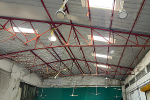 Read more about the article Why Acrolite Pro Outperforms Traditional Skylights